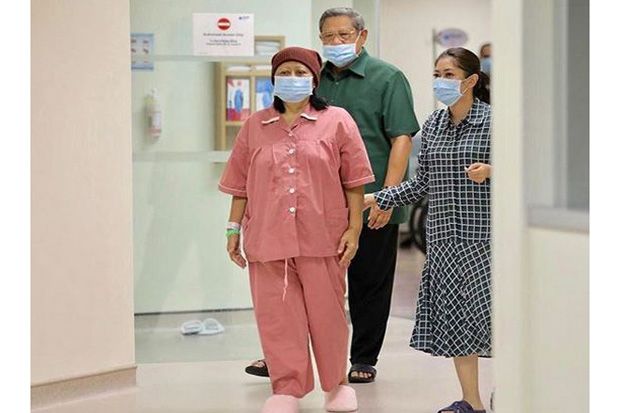 Ani Yudhoyono Lakukan...