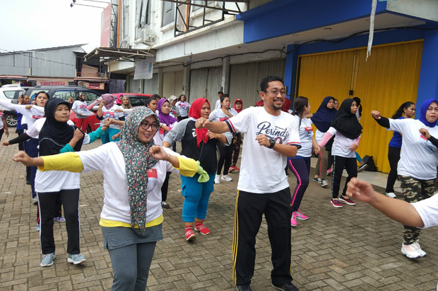 Senam Bersama Warga...