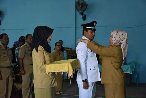 Bupati Kobar Nurhidayah...