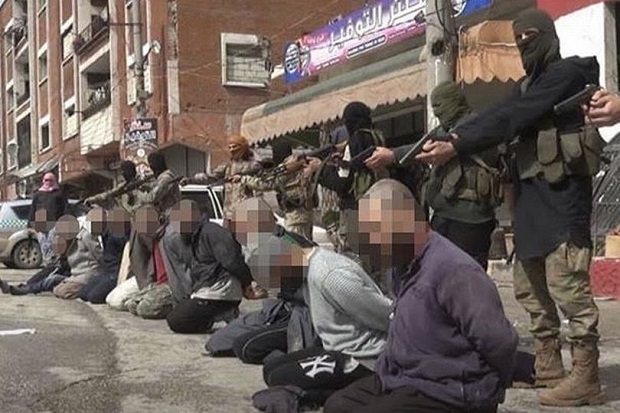 Para Teroris ISIS Dipajang...