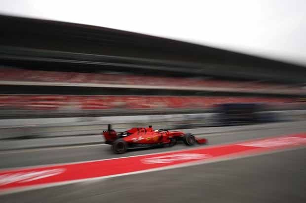 Lewis Hamilton Mulai...