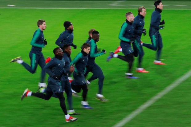 Pochettino Minta FA...