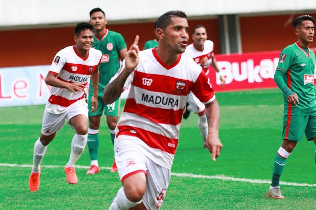 Bungkam PSS Sleman,...