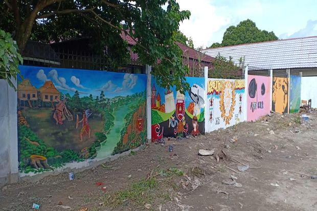 Lomba Mural Percantik...