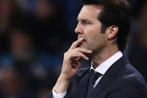 Solari Enggan Mundur...
