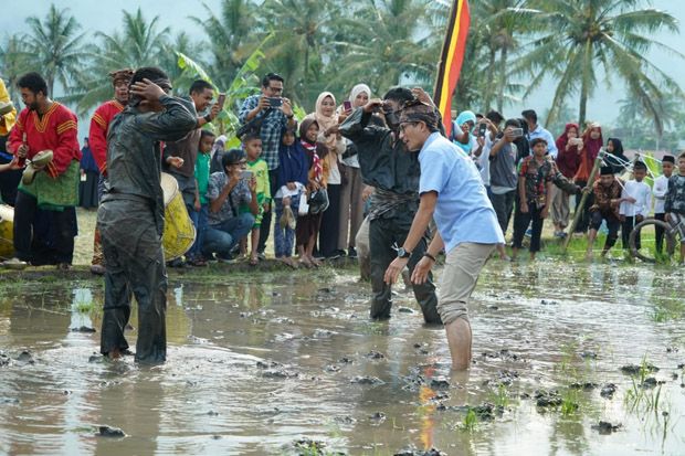 Di Desa Wisata Padang...