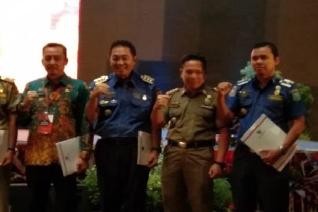 Pemkab Pasangkayu Mendapat...