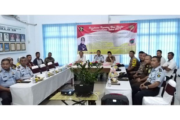 Ketua DPRD Kobar Triyanto...