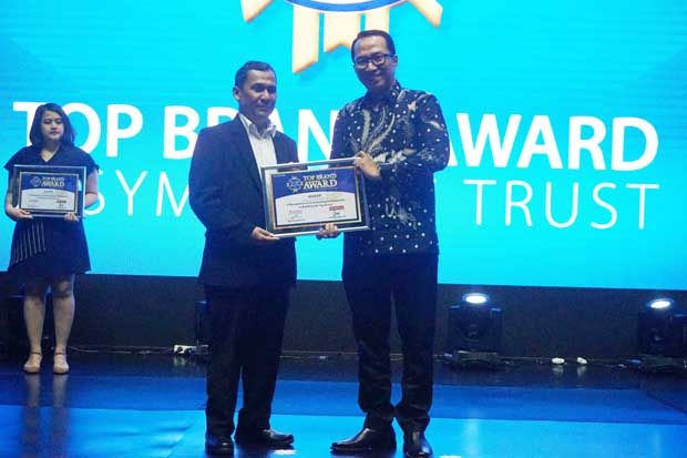 Rebut Simpati Konsumen,...