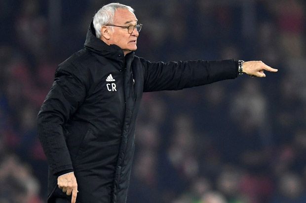 Tiba di Italia, Ranieri...