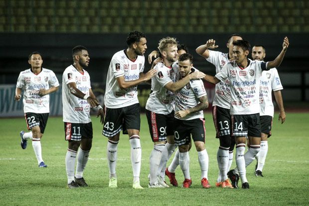 Bali United Kubur Semen...