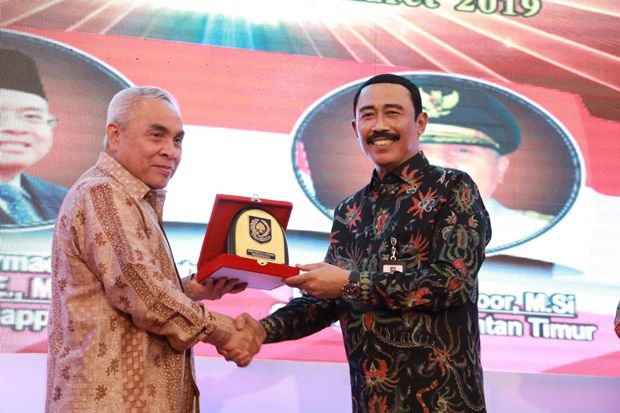 Kebijakan Pemerintah...