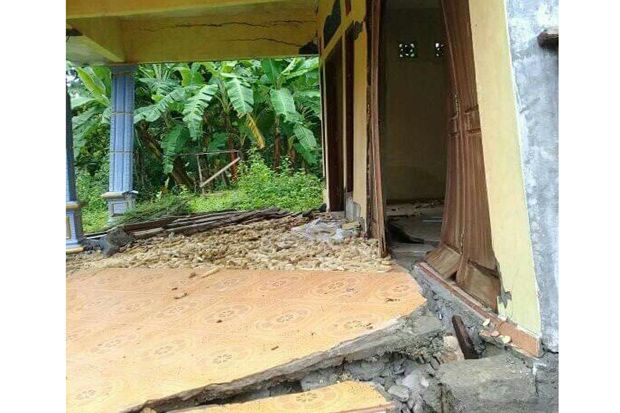 Belasan Rumah Warga...