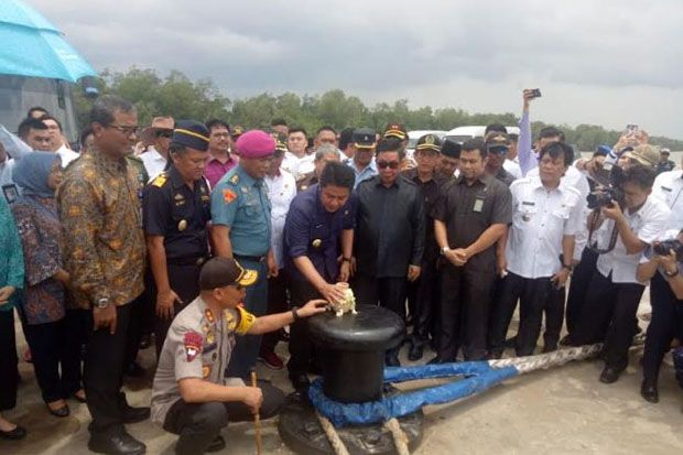 Resmi Beroperasi, Pelabuhan...