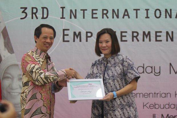 Pemberdayaan Perempuan...