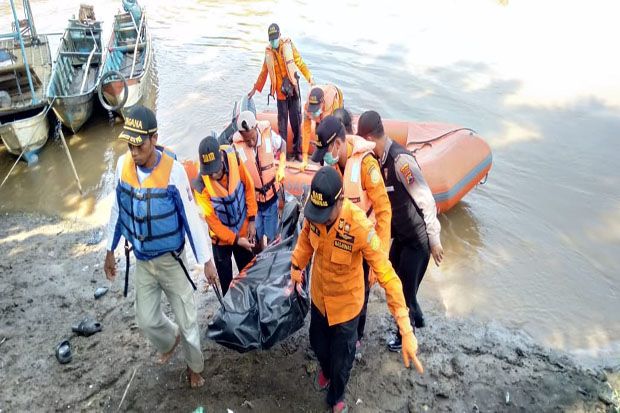 Terseret Arus Sungai...
