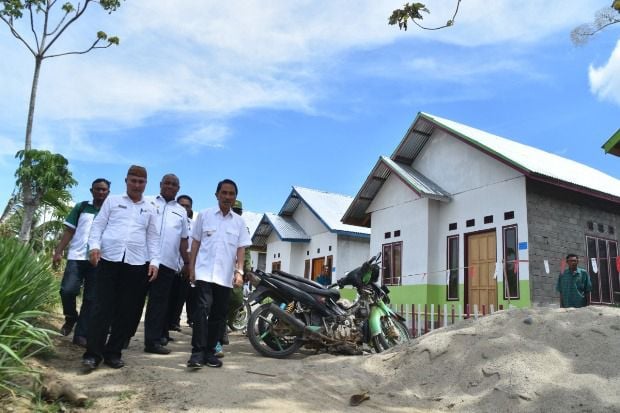 Bupati Nelson Resmikam...