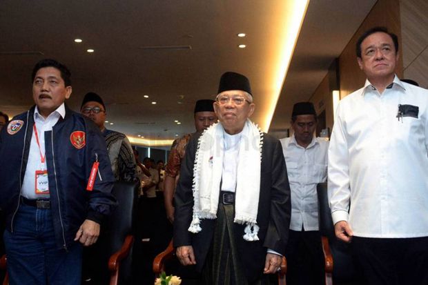 KH Maruf Amin Terus...