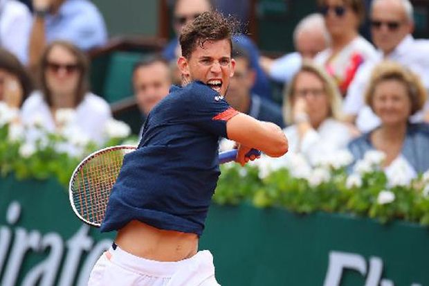 Jalan Dominic Thiem...