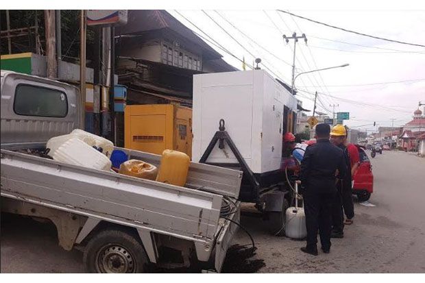 1 Minggu Listrik di...