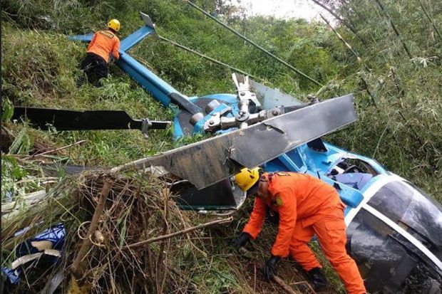Heli yang Jatuh di Tasik...