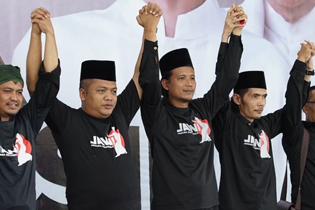 Dukung Jokowi-Maruf,...