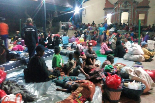 Ribuan Pengungsi Korban...