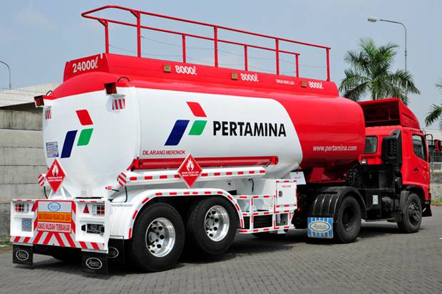 Mobil Tangki Pertamina...