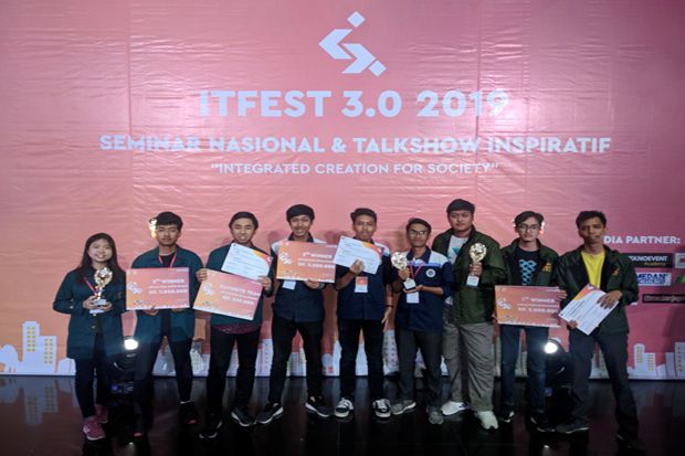 Tim AMCC AMIKOM Yogya...