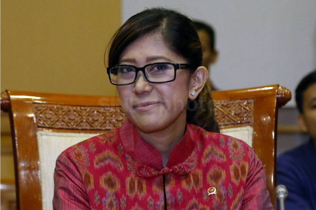 Erwin Aksa Diberhentikan,...