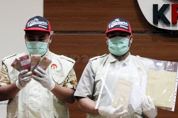 KPK Usut Asal Usul Uang...