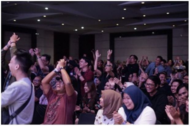 Konten Unik, Local Standup...
