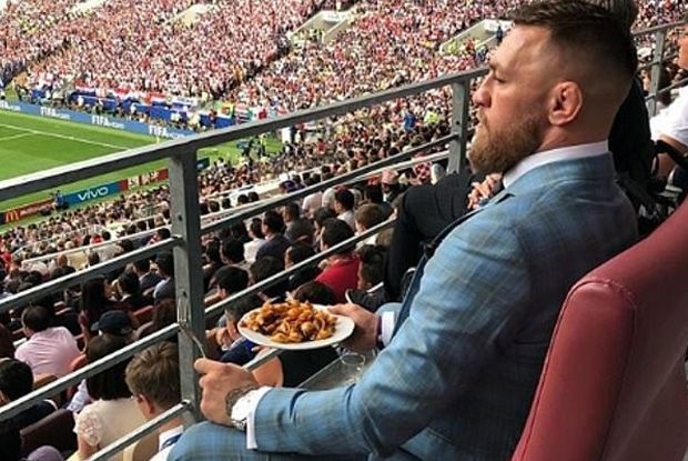 Cinta Pertama McGregor...