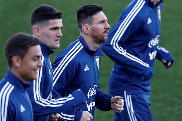 Legenda Argentina Cemaskan...
