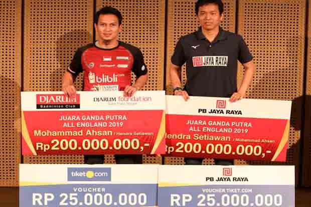 Juara All England 2019,...