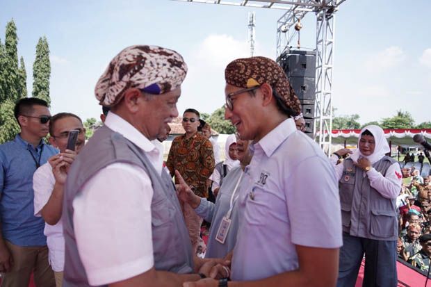 Makna Blangkon dari...