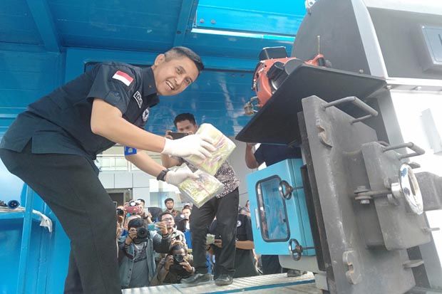BNN Musnahkan 10 Kilogram...