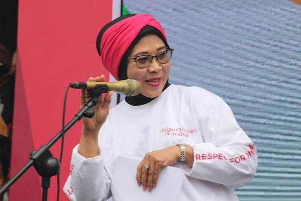 Kemegahan Budaya Ditampilkan...