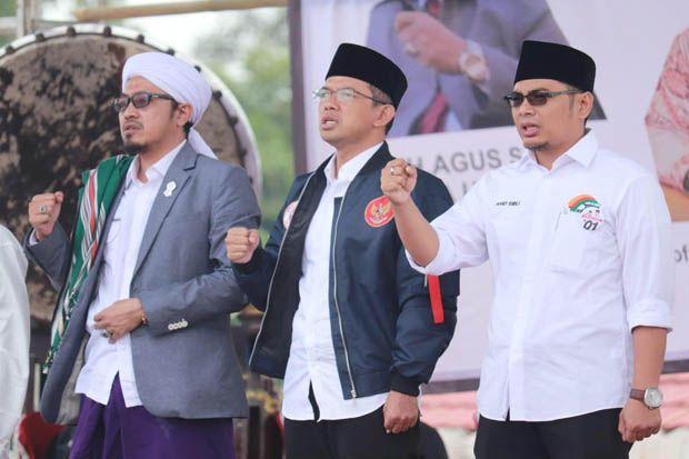 Ribuan Santri di Bekasi...