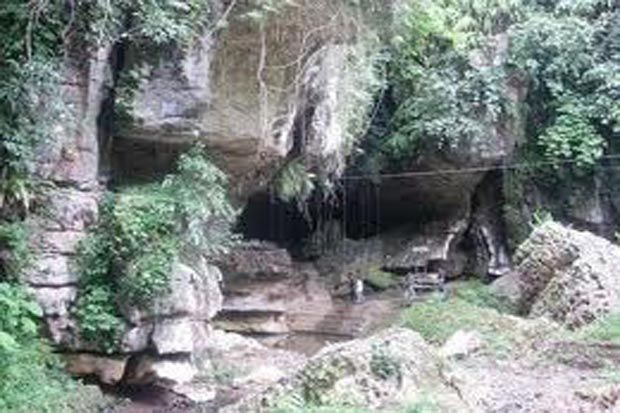 Misteri Goa Putri di...