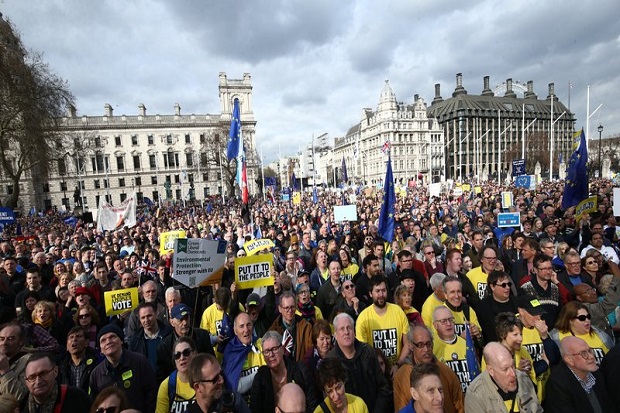 Tolak Brexit, Sejuta...