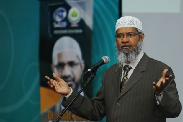Zakir Naik Dituduh Gelapkan...