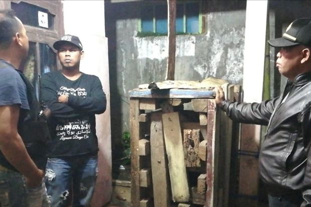 Alami Gangguan Jiwa,...
