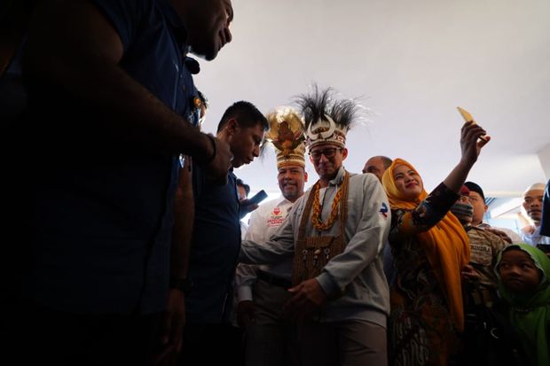 Tiba di Manokwari, Sandiaga...