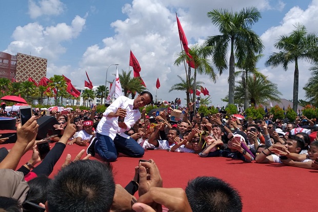 Jokowi Minta Masyarakat...