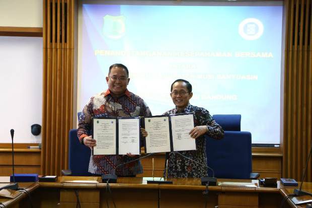 Rektor ITB : Indonesia...