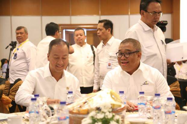 Mensos Tekankan Pentingnya...
