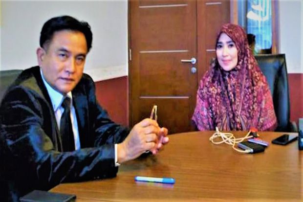 Tersangka Makar Firza...