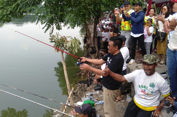 Djarot Ramaikan Lomba...