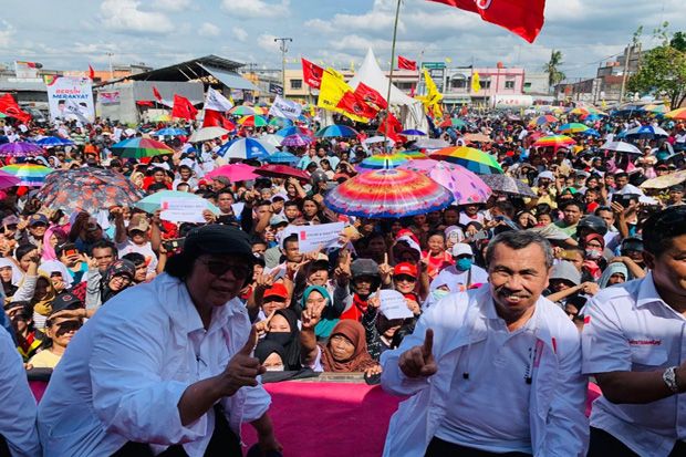 Kampanye di Riau, Siti...